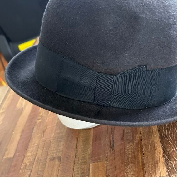 Vintage Borsalino Augusta Gray Felt Fedora – Dickenson & Co.  Size 7¼ - Picture 2 of 8